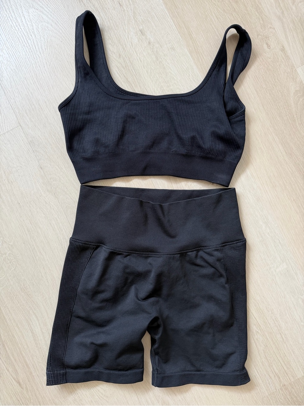 Women’s Push-Up Shorts & Top Set Size M